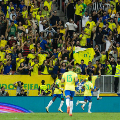 dorival-agradece-torcedores-em-passagem-da-selecao-brasileira-pelo-df