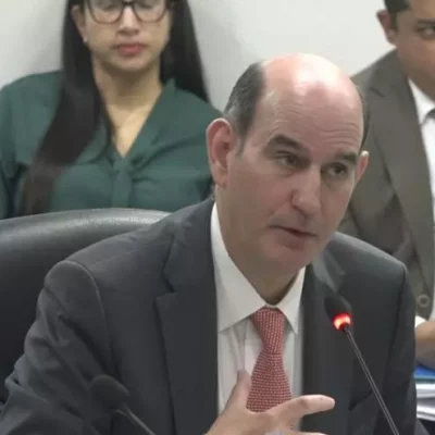 comision-de-presupuesto:-ministro-chapman-expone-el-destino-de-los-fondos-del-estado-para-2025