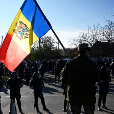 mesaje-false-despre-alegerile-din-moldova,-primite-de-cetateni-pe-whatsapp,-inainte-de-deschiderea-urnelor.-ce-spun-autoritatile