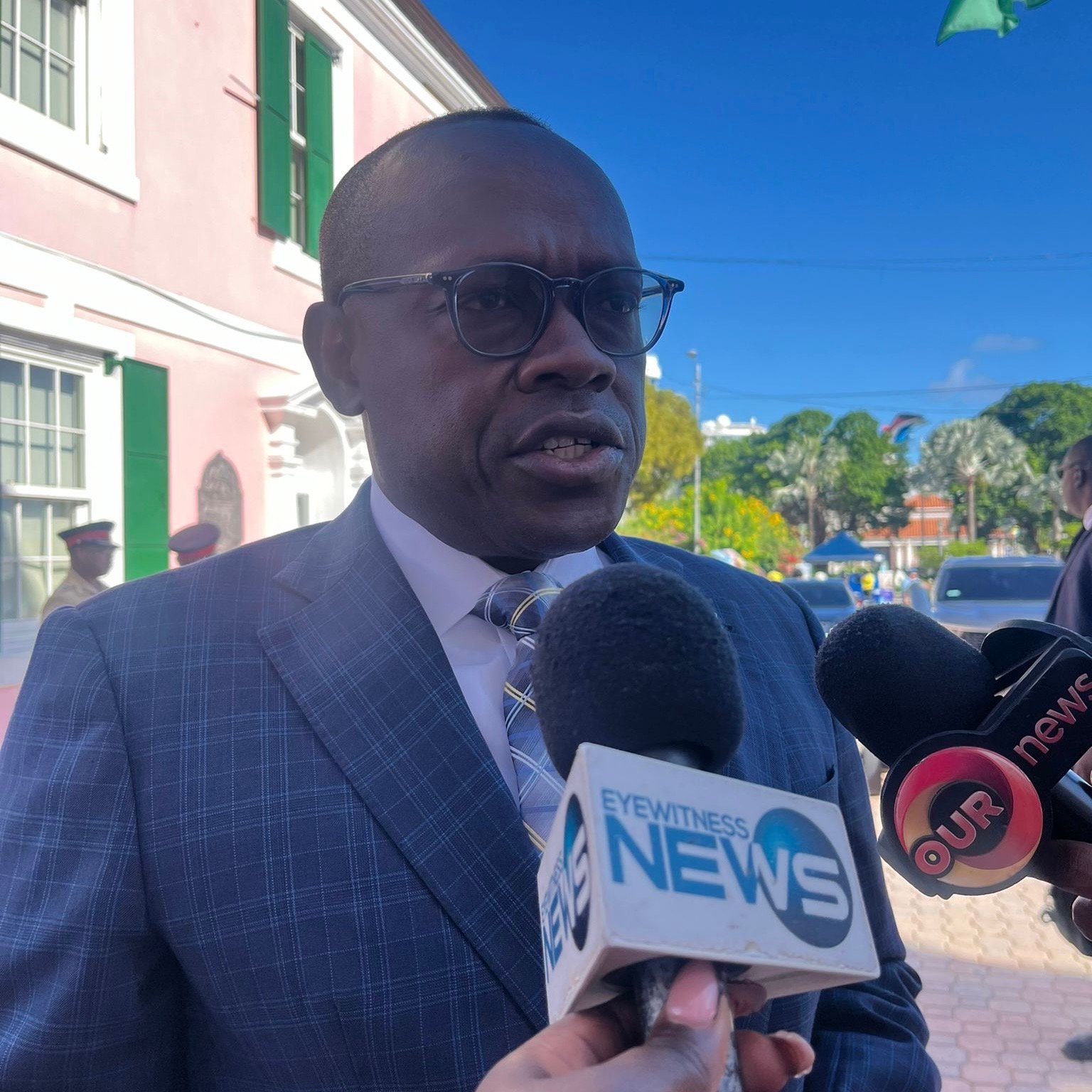 tourism-&-investments-minister-addresses-baha-mar-nyc-court-ruling