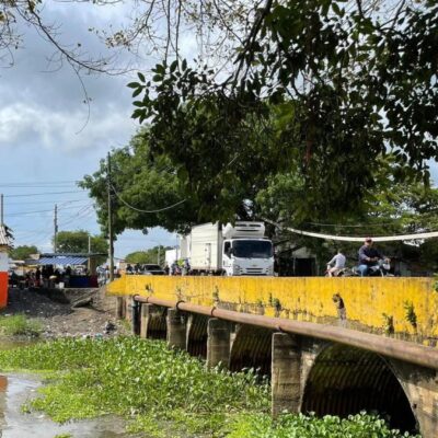 invias-prohibio-el-paso-de-vehiculos-pesados-por-el-puente-sobre-la-avenida-bicentenario,-en-lorica-(cordoba)