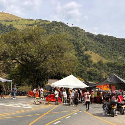 reabren-la-via-manizales-medellin:-hubo-acuerdos-entre-mineros-y-gobierno-nacional