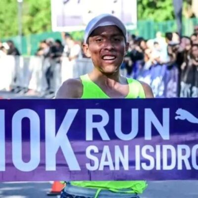 hector-garibay-brilla-en-buenos-aires-y-se-corona-campeon-del-10k-san-isidro