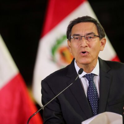 comienza-juicio-por-corrupcion-al-expresidente-de-peru-martin-vizcarra:-fiscalia-pide-15-anos-de-prision