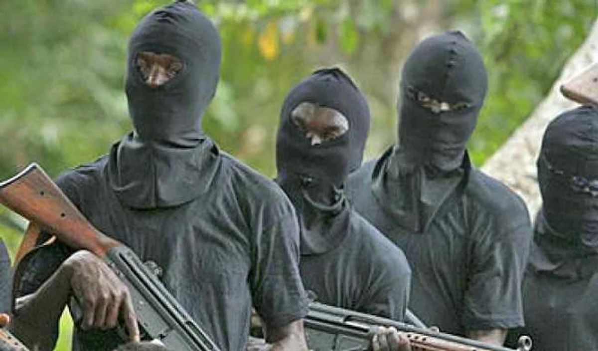 gunmen-attack-ebonyi-community,-kill-middle-aged-man