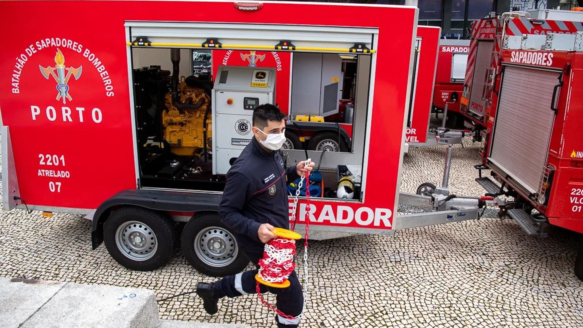 bombeiros-sapadores-cancelam-manifestacao-apos-inicio-de-negociacoes-com-governo