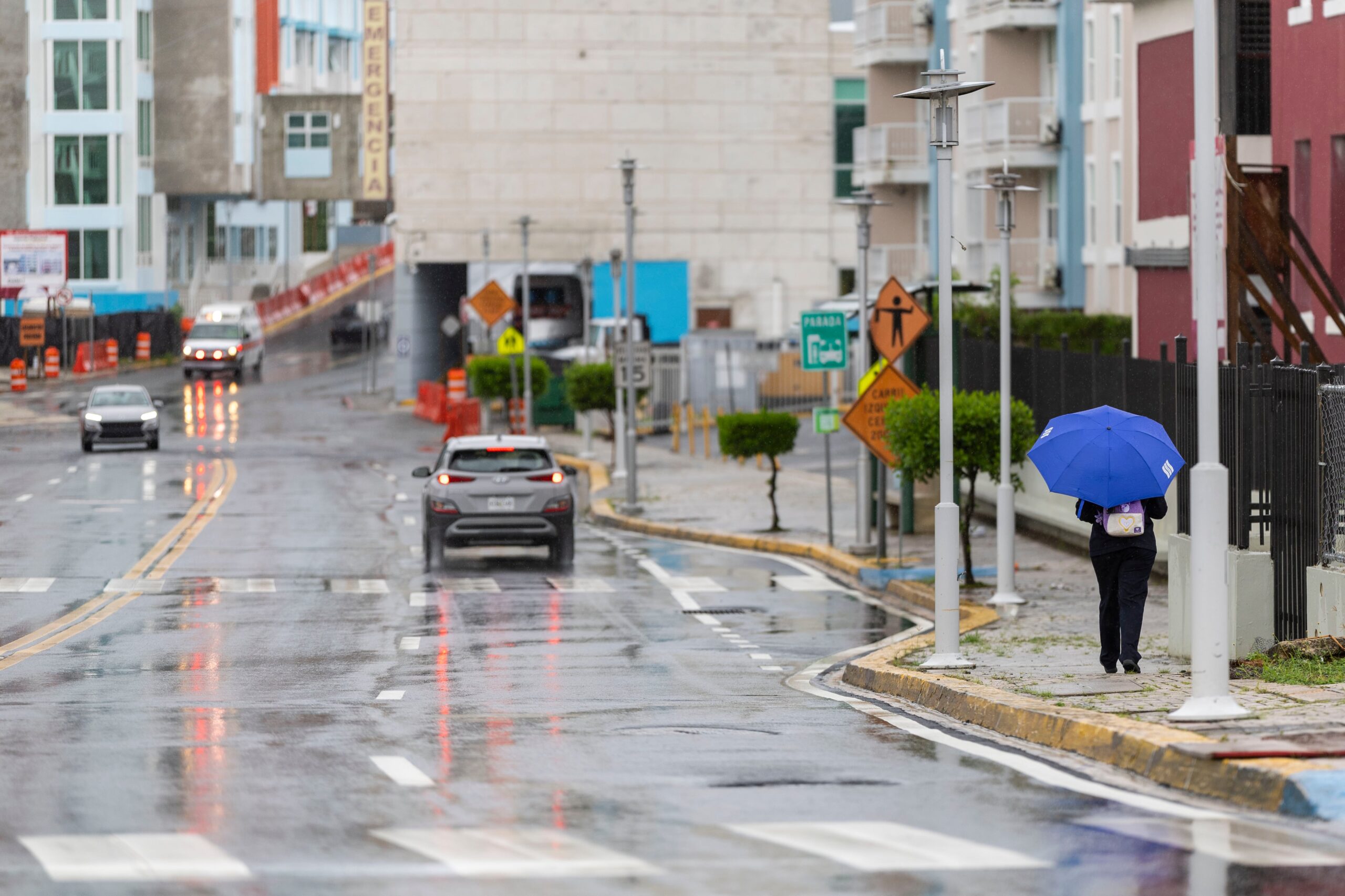 continuan-fuertes-lluvias-a-traves-de-puerto-rico-debido-al-paso-cercano-de-una-vaguada