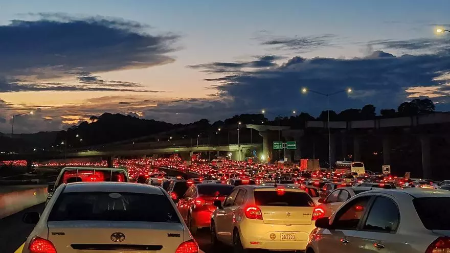 accidentes-de-transito-generan-caos-vehicular-de-panama-oeste-hacia-panama