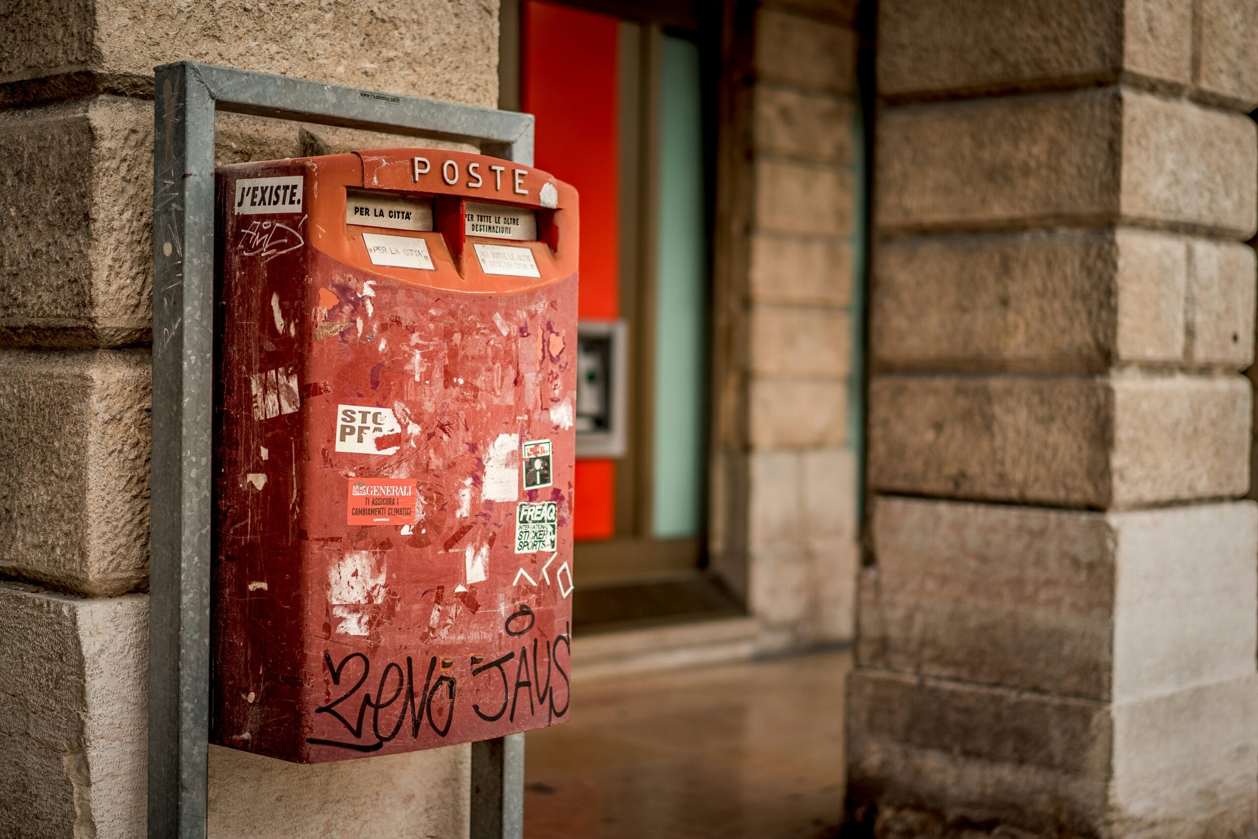 la-prossima-settimana-molte-grandi-aziende-del-ftse-mib-presenteranno-i-risultati-del-terzo-trimestre:-il-punto-su-poste-italiane