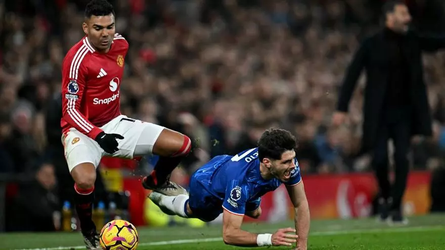 manchester-united-y-chelsea-empatan-en-un-tenso-duelo-en-old-trafford