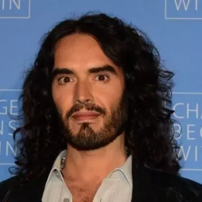 caso-russell-brand:-policia-de-londres-envia-pruebas-a-fiscalia-tras-acusaciones-de-violacion-y-agresion-sexual