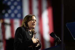 kamala-garante-“transferencia-pacifica-de-poder”-para-trump